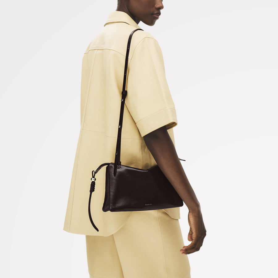 The Romilly Leather Medium Ziptop Cross Body Bag in Dark Oak - 112273