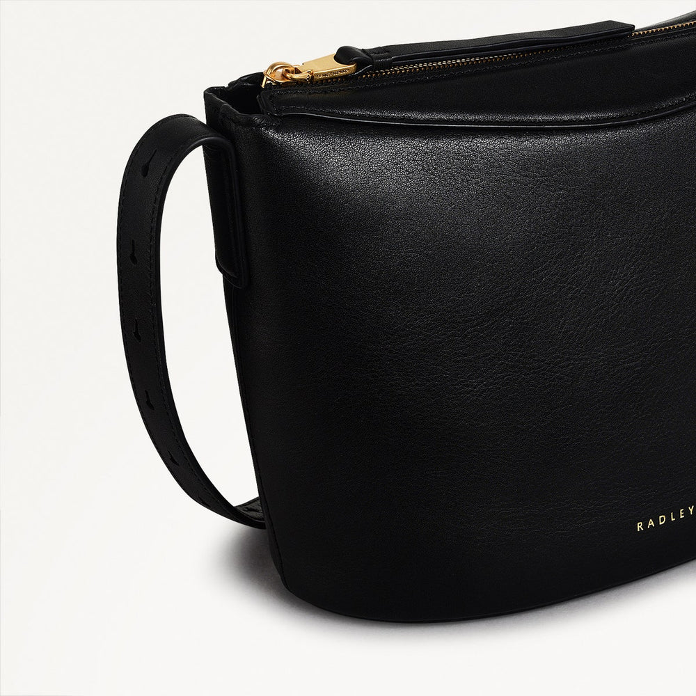 The Kensal Leather Small Ziptop Crossbody Bag in Black - 110292
