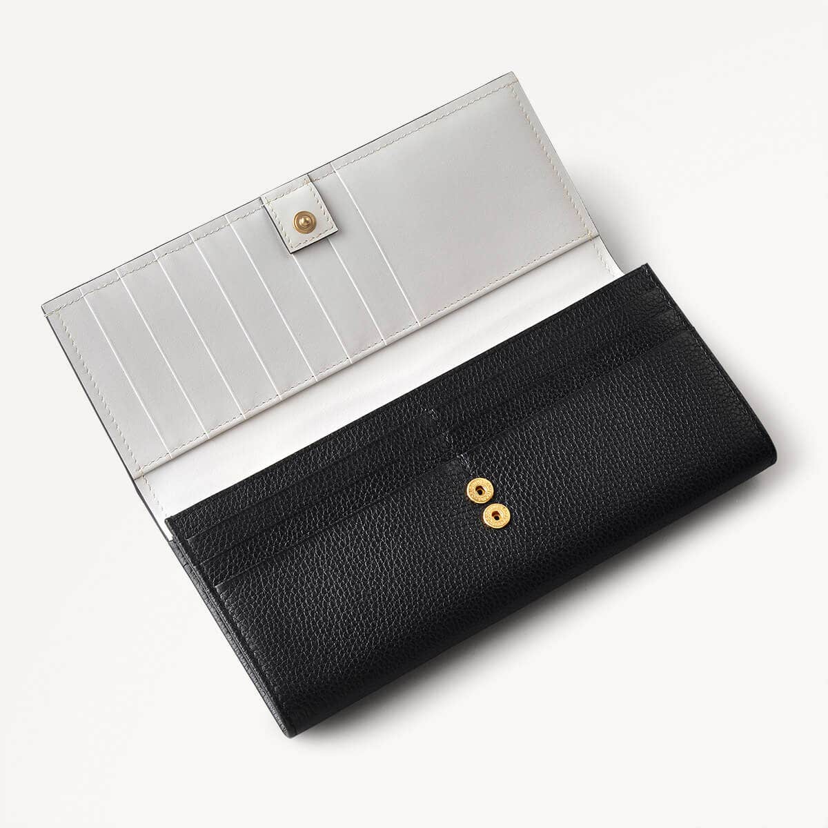 Provence Avenue Leather Large Flapover Wallet in Black - 110554