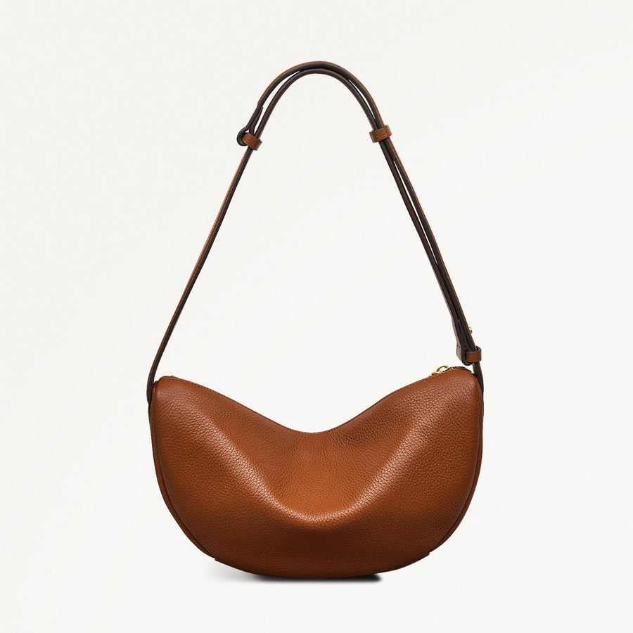 Dukes Place Leather Medium Ziptop Sling Bag in Saddle - 111389