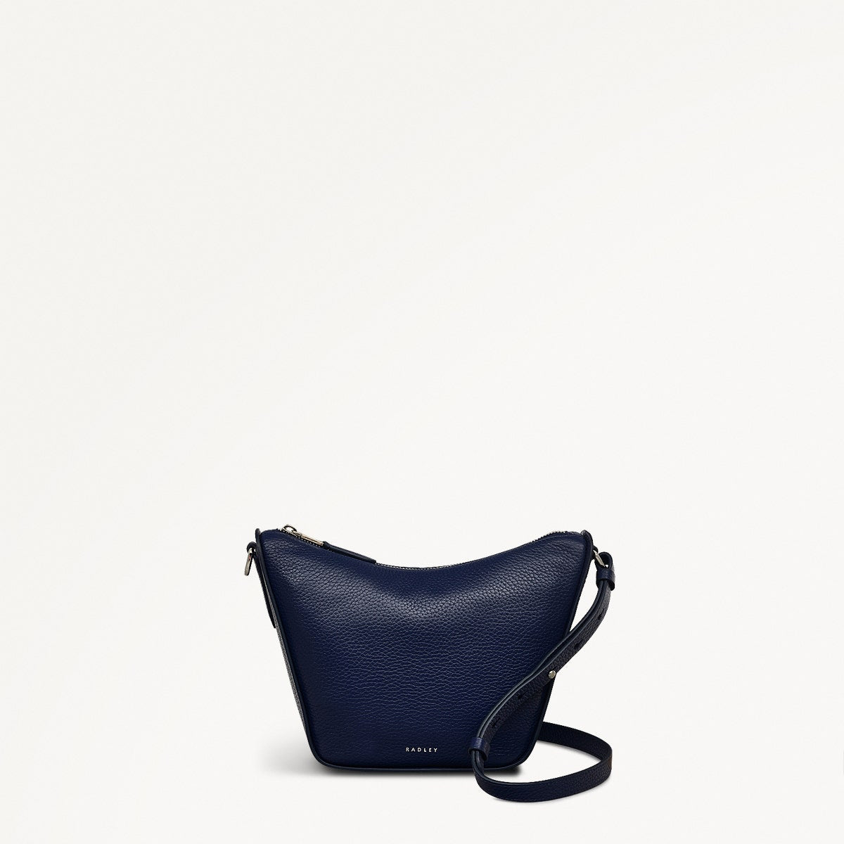 Oak Street Leather Small Ziptop Cross Body Bag in Evenfall - 111401