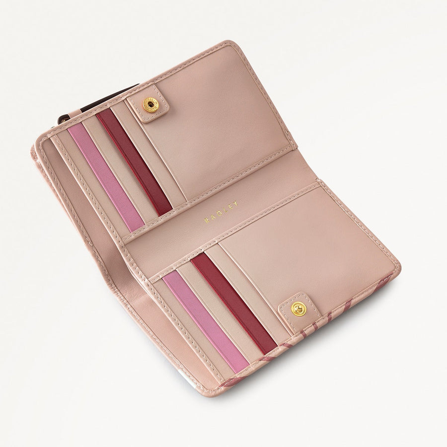 Rising Sun Leather Medium Bifold Wallet in Prairie Pink - 111523