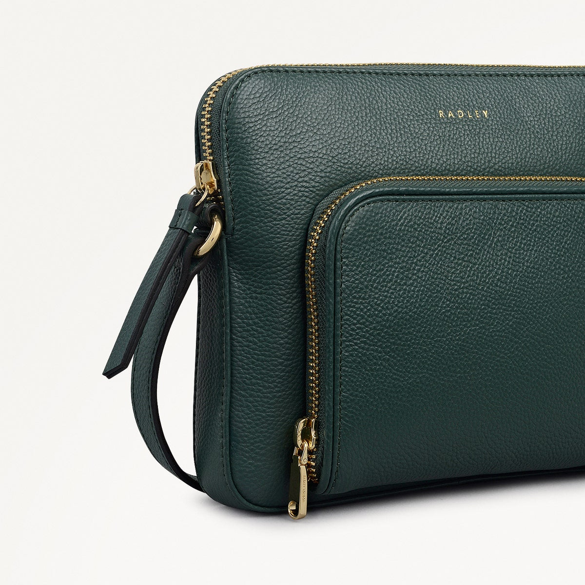 Redford Close Leather Small Ziptop Cross Body Bag in Cedar - 111898