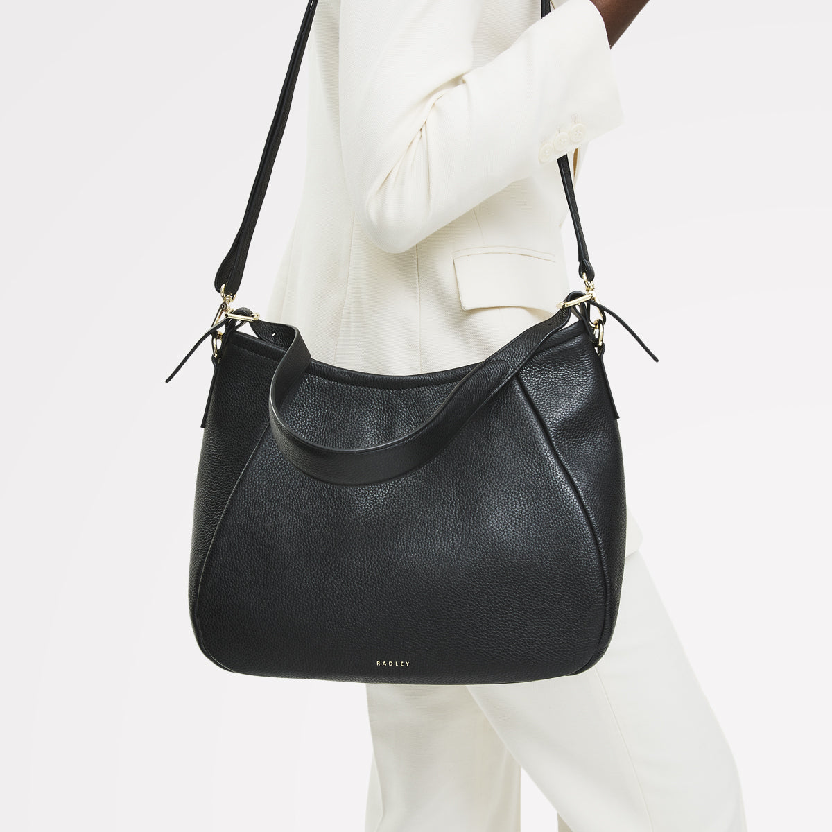 Eastney Street Leather Medium Ziptop Shoulder Bag in Black - 111922