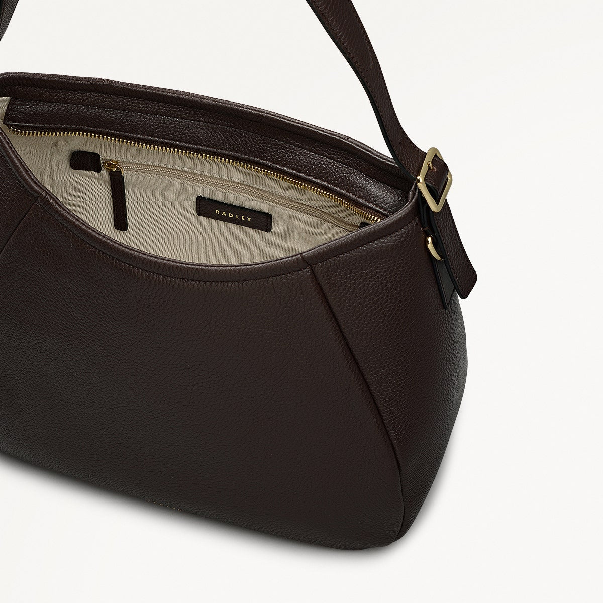 Eastney Street Leather Medium Ziptop Shoulder Bag in Dark Oak - 111924