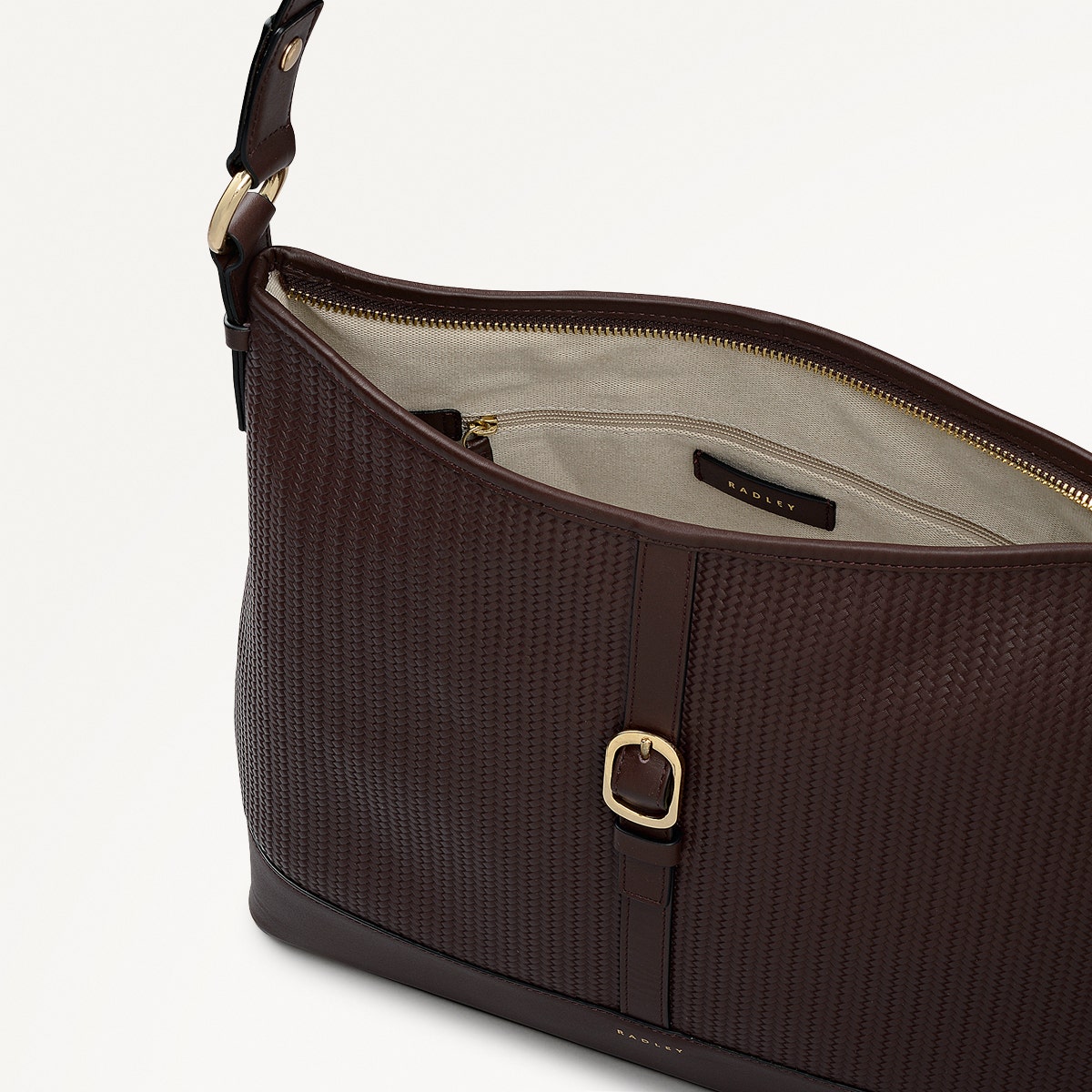 Ebury Leather Medium Ziptop Shoulder Bag in Mahogany - 111930