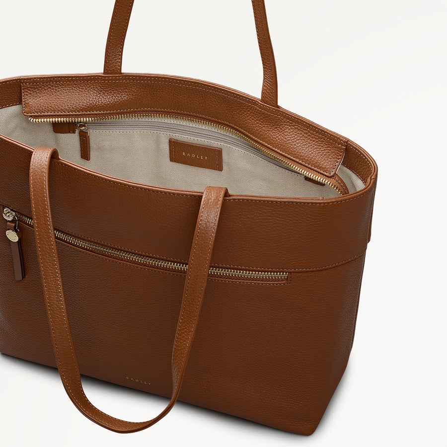 Fountain Road Leather Medium Ziptop Tote Bag in Indus Tan - 111965