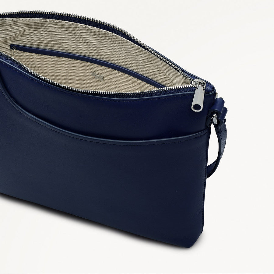 Pockets Leather Large Ziptop Ns Cross Body Bag in Evenfall - 112151