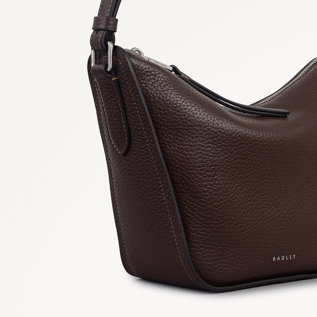 Oak Street Leather Small Ziptop Cross Body Bag in Dark Oak - 112156