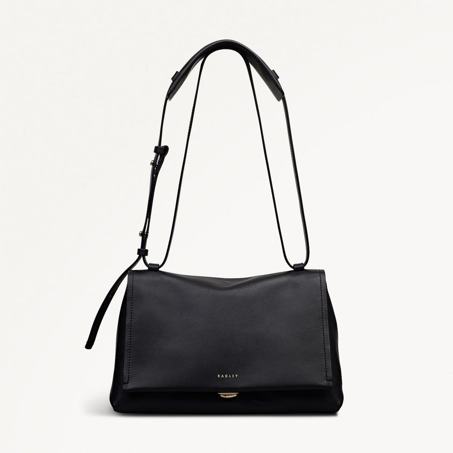 Mercer Street Leather Medium Flapover Shoulder Bag in Black - 112179