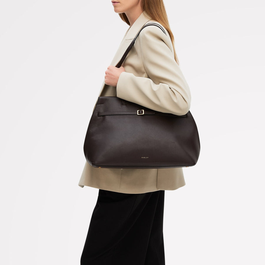 The Christina Leather Large Ziptop Shoulder Bag in Dark Oak - 112196