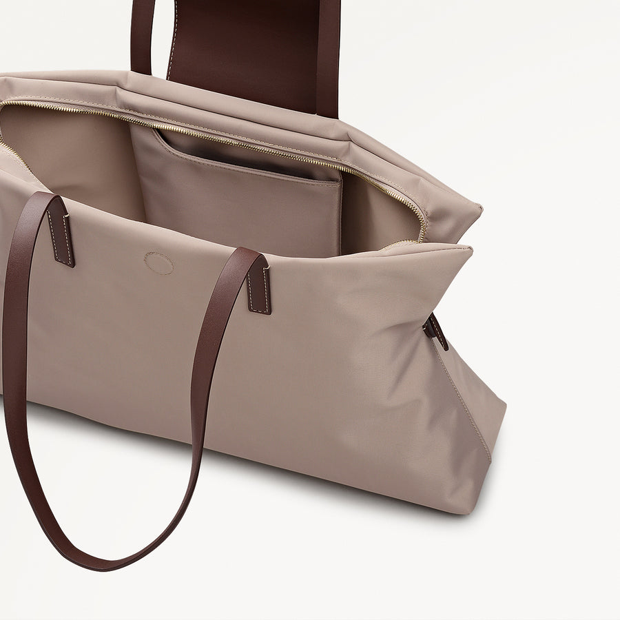 Pocket Essentials Fabric Medium Ziptop Tote Bag in Porcini - 112220