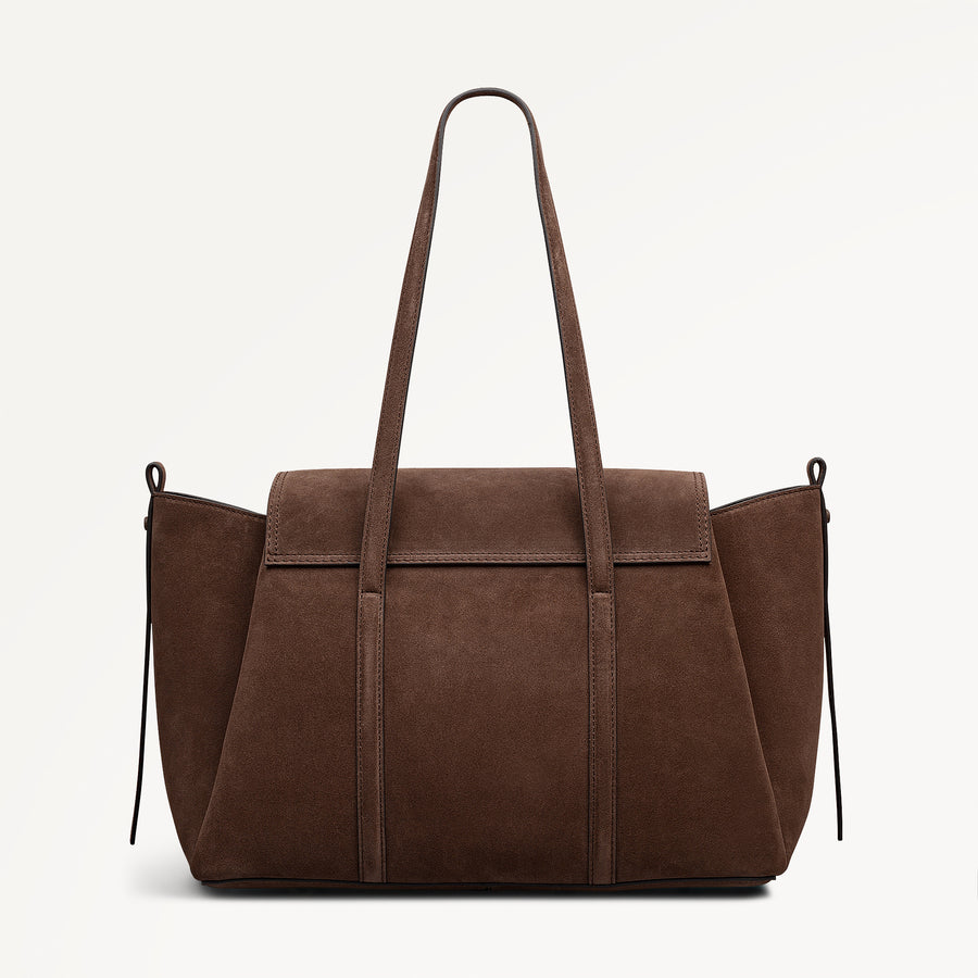 The Chancery Leather Medium Flapover Shoulder Bag in Coffee - 112252
