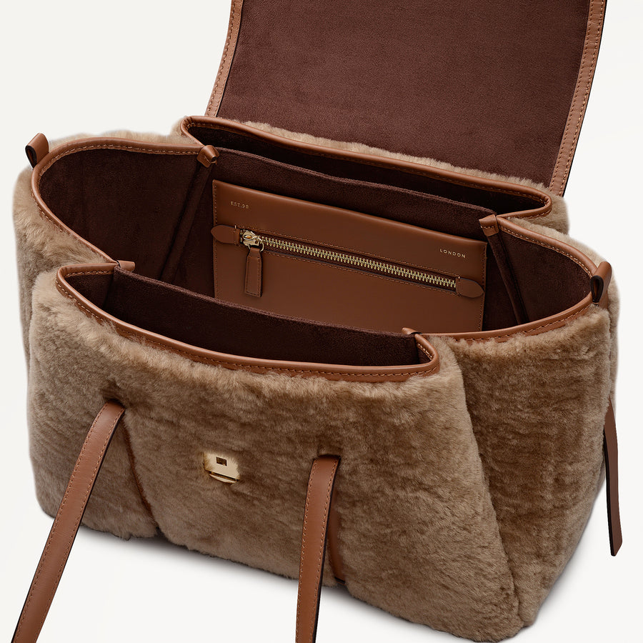 The Chancery Leather Medium Flapover Shoulder Bag in Saddle - 112255