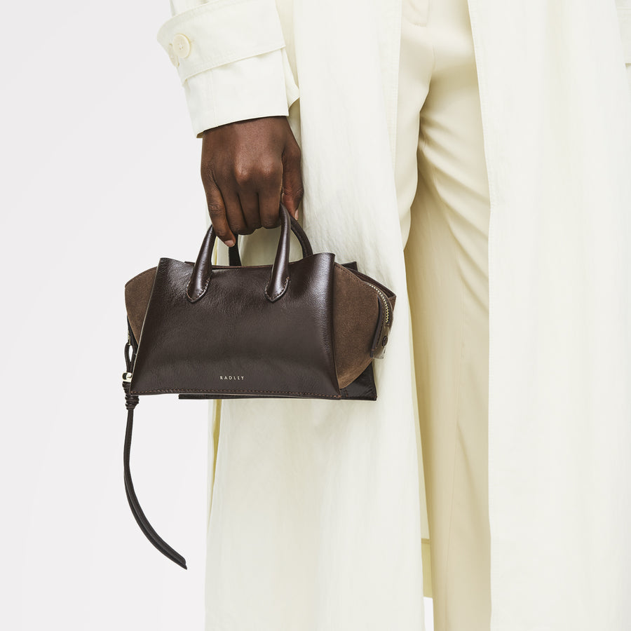 The Romilly Leather Small Ziptop Grab Bag in Dark Oak - 112272