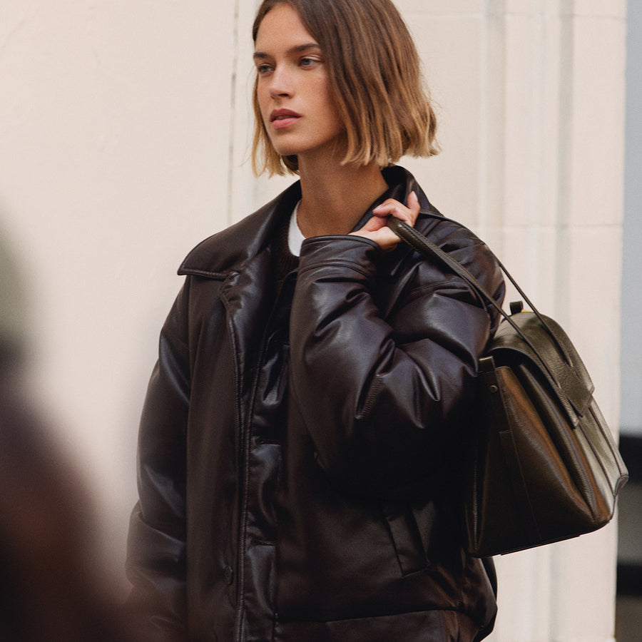 The Chancery Leather Medium Flapover Shoulder Bag in Pine Needle - 112253