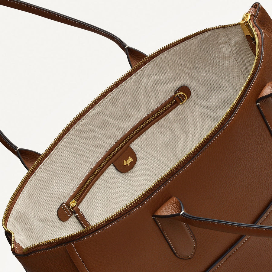 Oak Street Leather Medium Ziptop Tote Bag in Saddle - H2022211