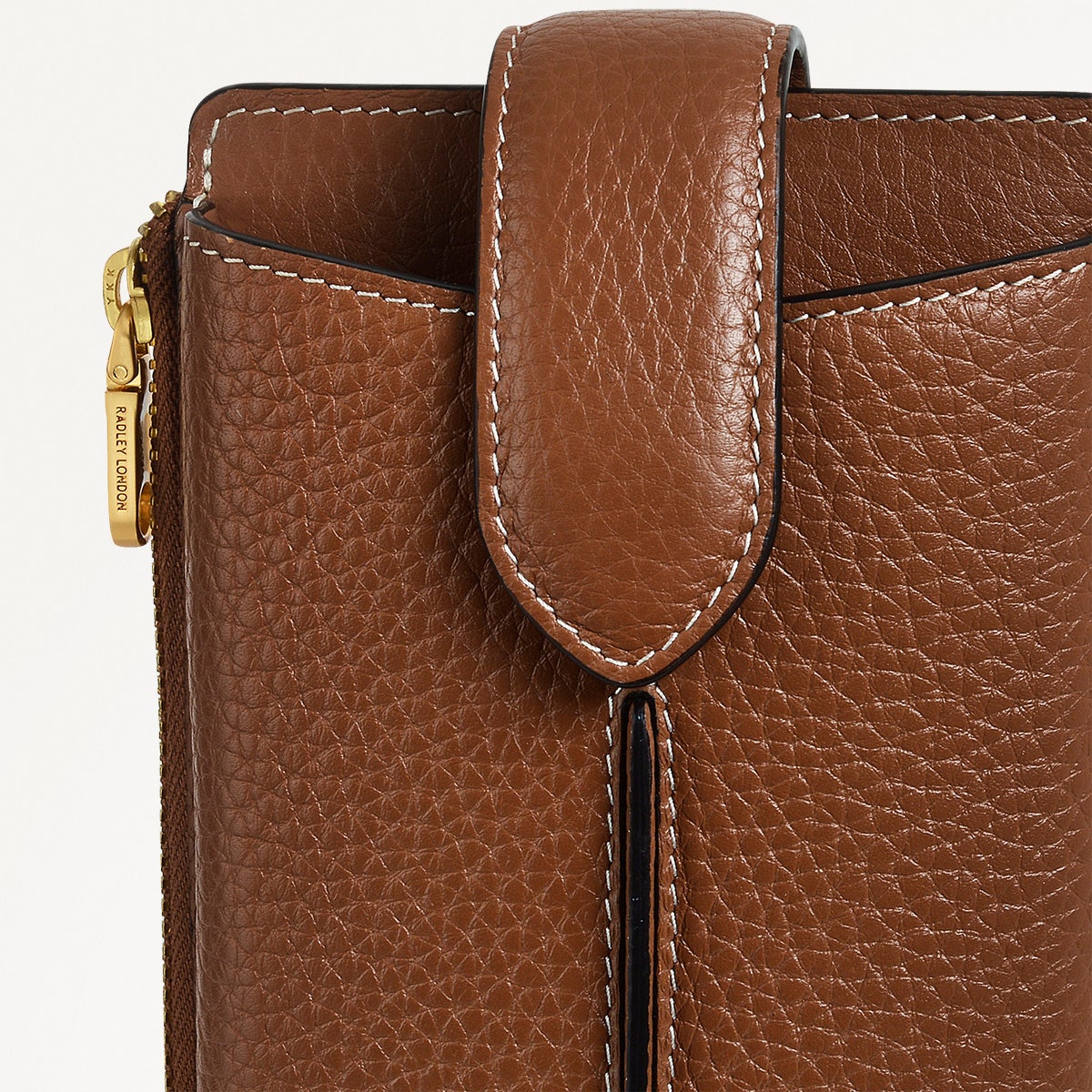 Hillgate Leather Large Phone Crossbody in Saddle - S1863211
