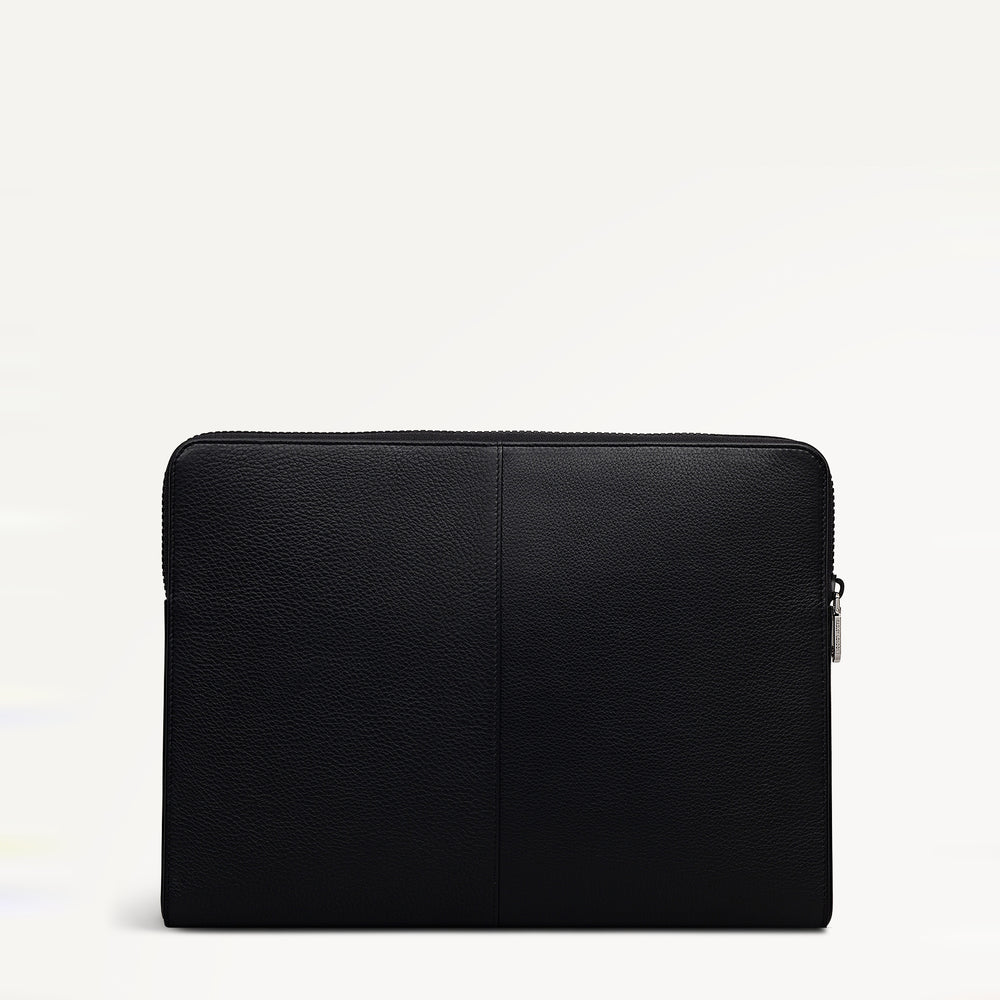Commute Street Leather Medium Laptop Pouch in Black - S1990001