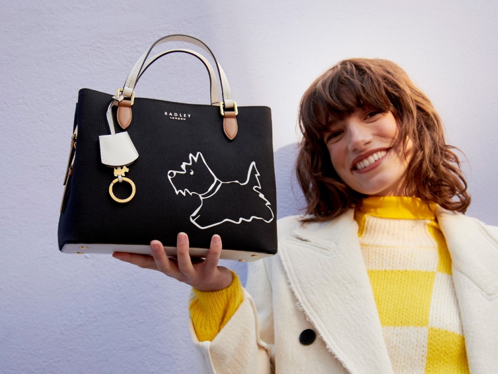 Radley London Shoulder Bag, Women's Fashion, Bags & Wallets, Shoulder Bags  on Carousell