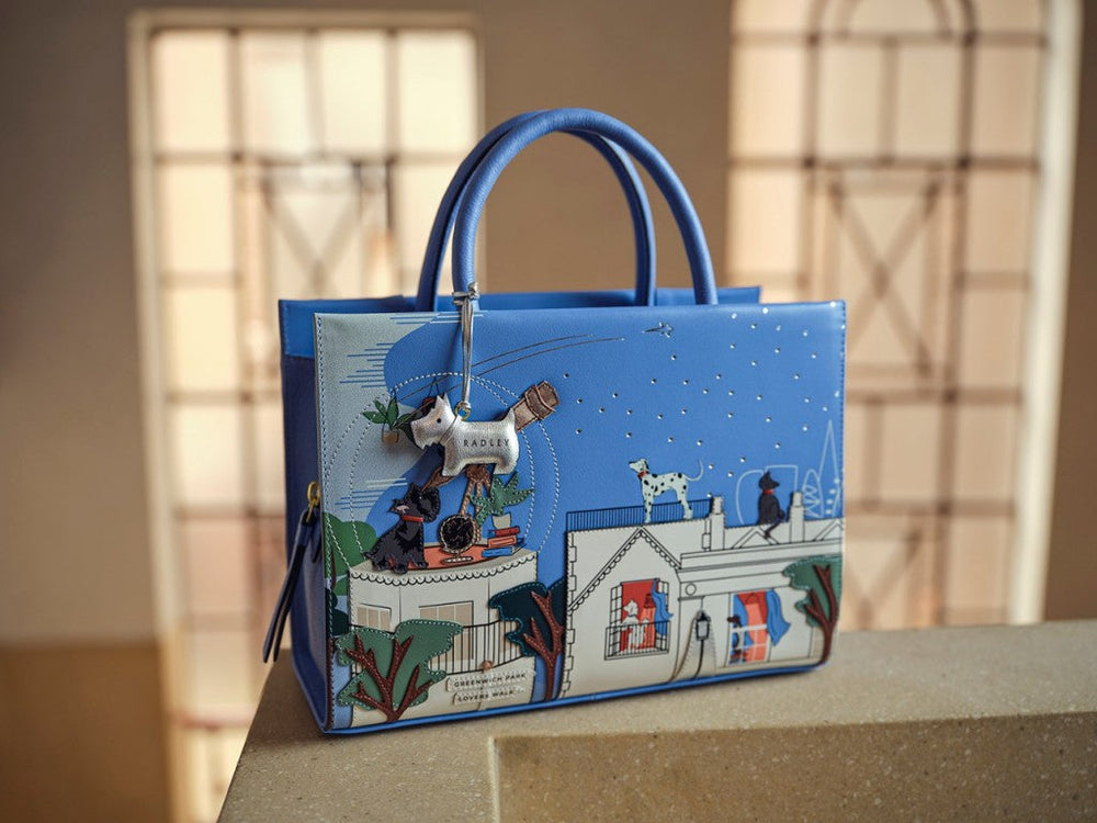 New Picture Bag: Radley Dog and Friends Visit The Observatory