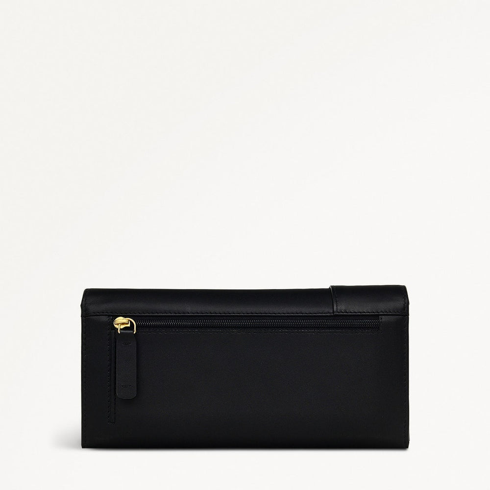 Pockets Leather Large Flapover Wallet in Black - 10647