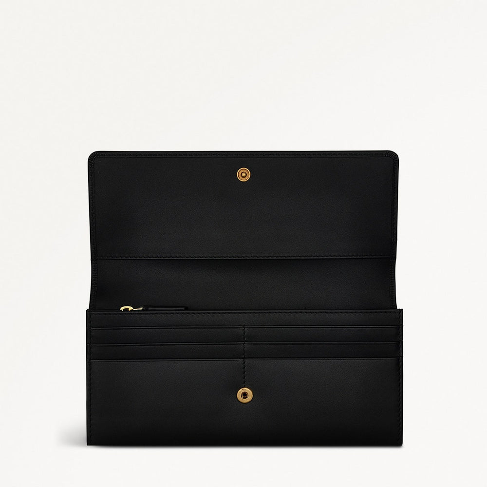 Pockets Leather Large Flapover Wallet in Black - 10647