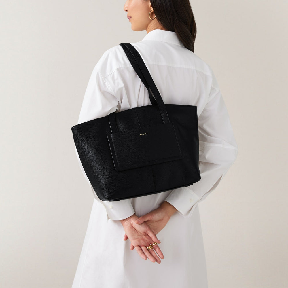 Sycamore Grove Leather Medium Ziptop Tote Bag in Black - 110038