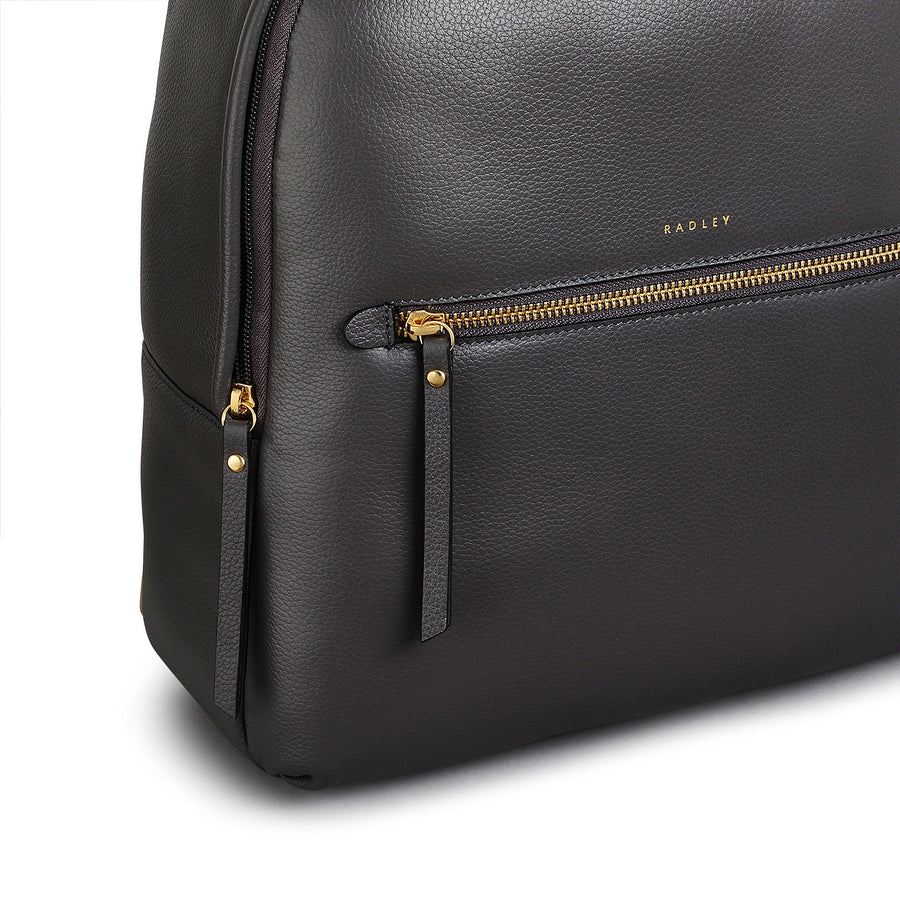 Gordon Road Leather Medium Zip Around Backpack in Thunder - 110047