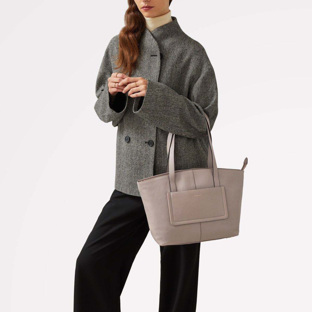Espresso Medium Ziptop Tote | Sycamore Grove AW24 | Radley London