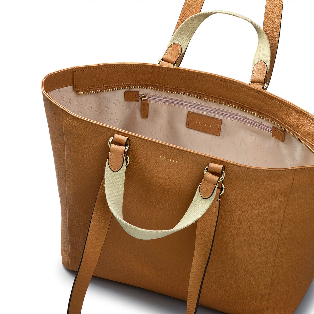 Greenhill Lane Leather Large Ziptop Tote Bag in Dark Butter - 110097