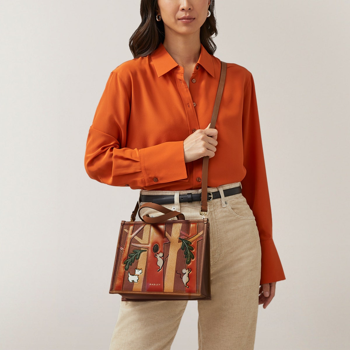Autumn Editions Medium Open Top Grab Bag in Saddle - 110123