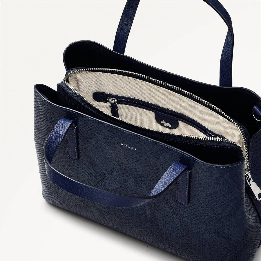 Dukes Place Leather Medium Ziptop Grab Bag in Evenfall - 110155