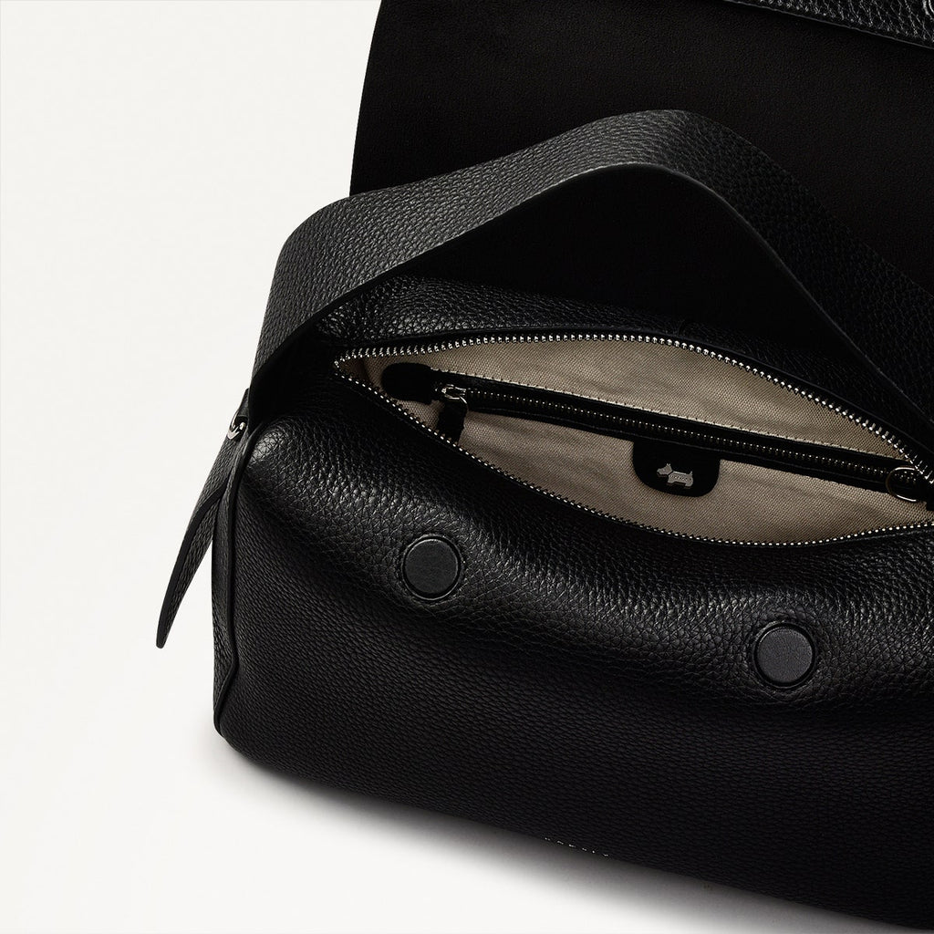 De Beauvoir Leather Medium Ziptop Grab Bag in Black - 110171