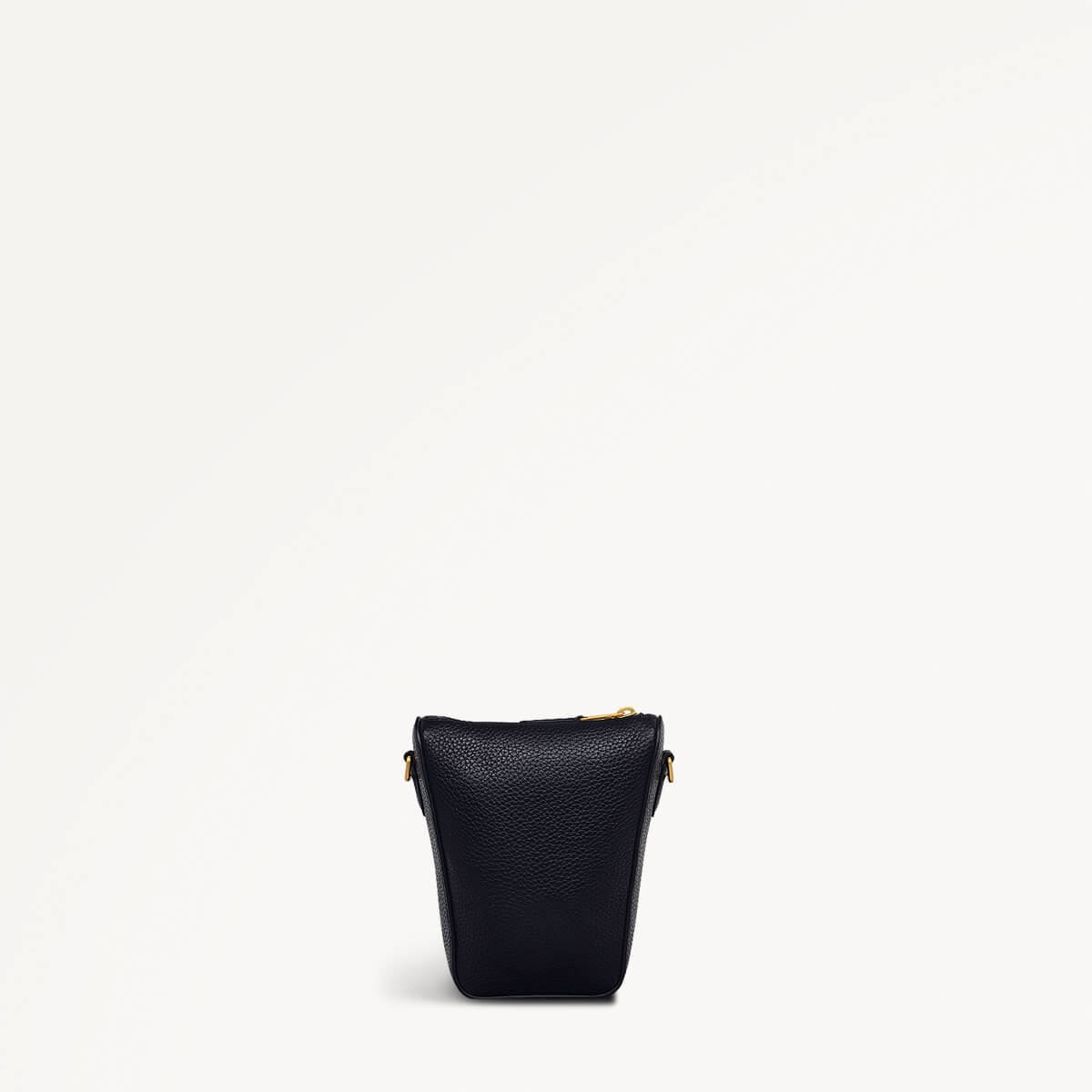 Oak Street Leather Medium Phone Crossbody in Black - 110215