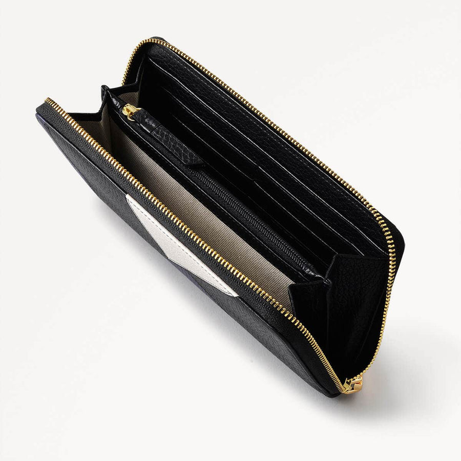 Kensington Place Leather Zip Around Wallet in Black - 110218