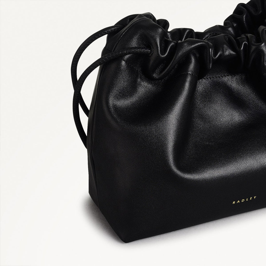 Blake Mews Leather Open Top Crossbody Bag in Black - 110314