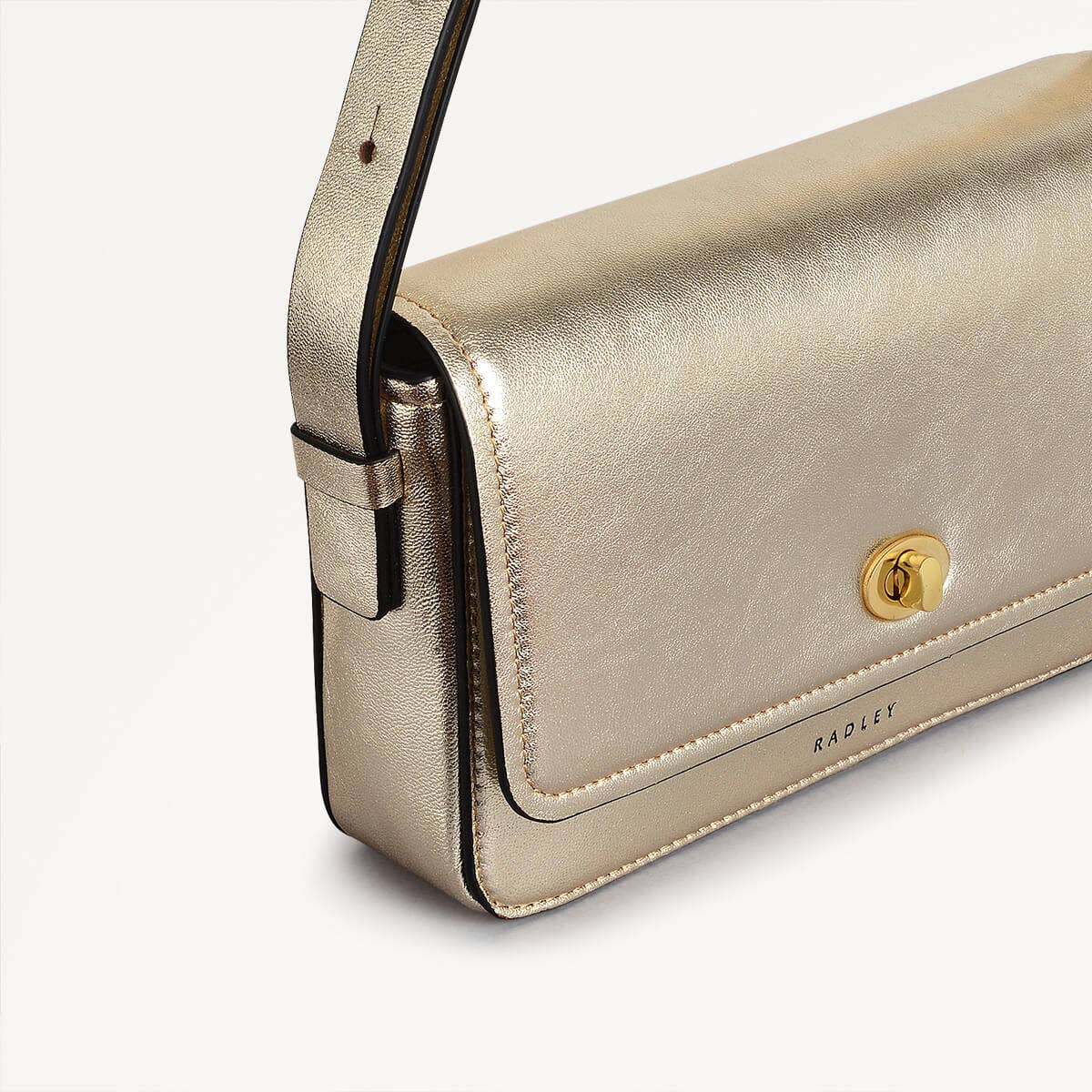 Radley Magpie Lane スモールフラップオーバー ショルダーバッグ Radley London Magpie Lane Metallic Small Flapover Shoulder