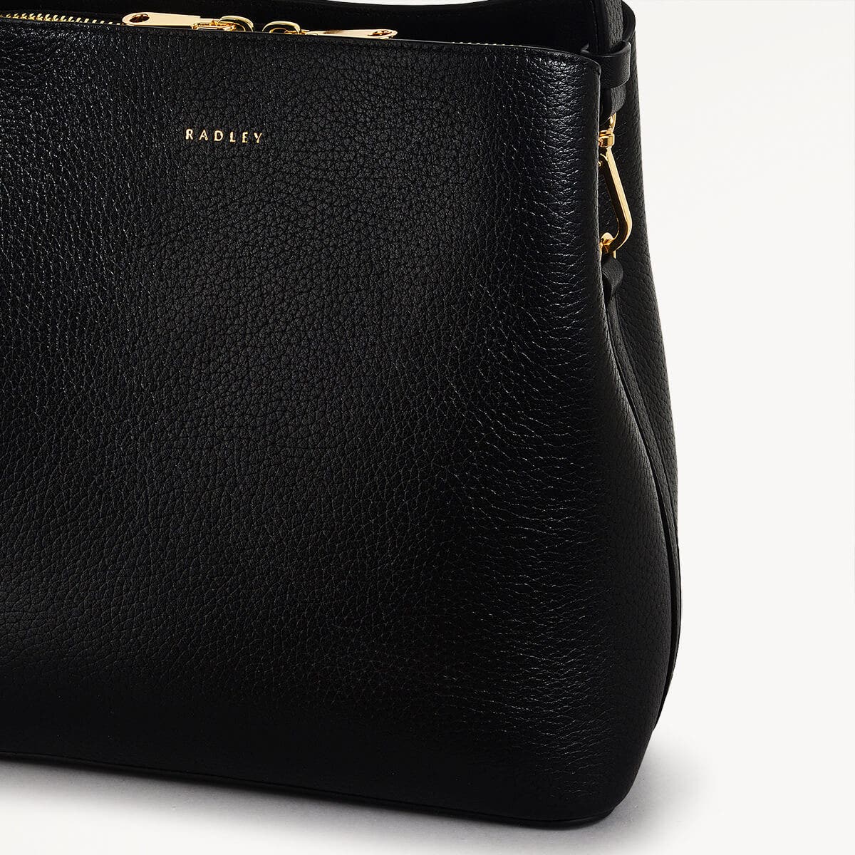 Dukes Place Medium Compartment Crossbody Bag in Black - 110418