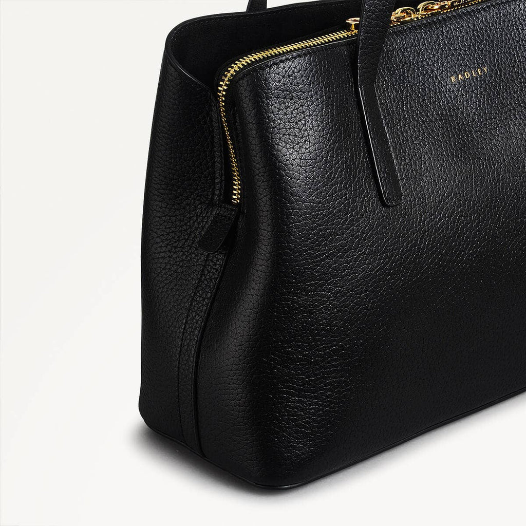 Dukes Place Leather Medium Ziptop Grab Bag in Black - 110419