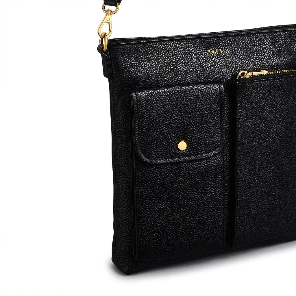 Selby Crescent Leather Small Ziptop Crossbody Bag in Black - 110465