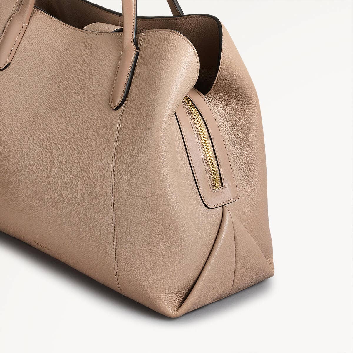 Provence Avenue Leather Medium Zip Around Grab Bag in Silt - 110475
