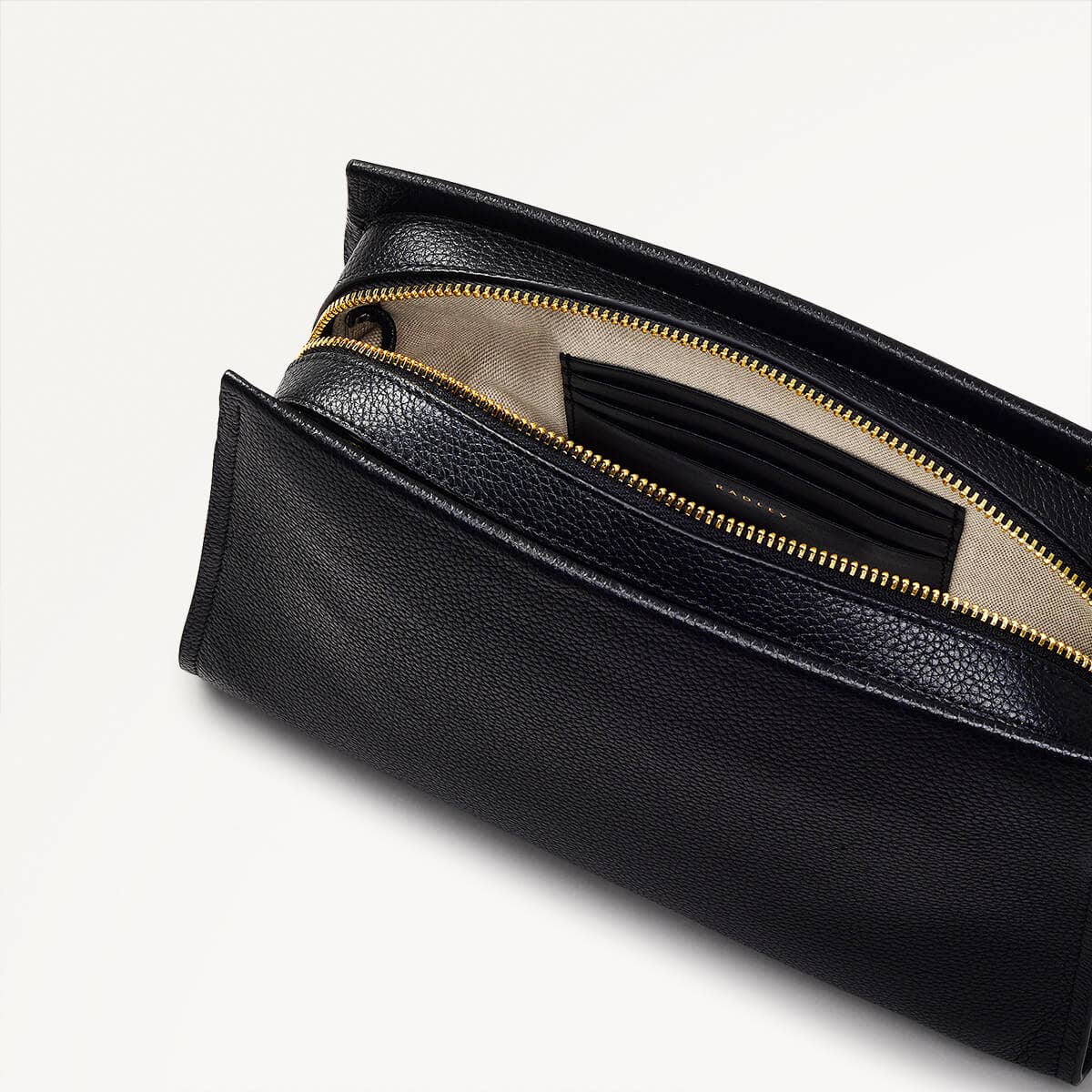 ch!iiibag Pyton Zip Around Wallet ブラック Zip Around Wallet – ch!iii