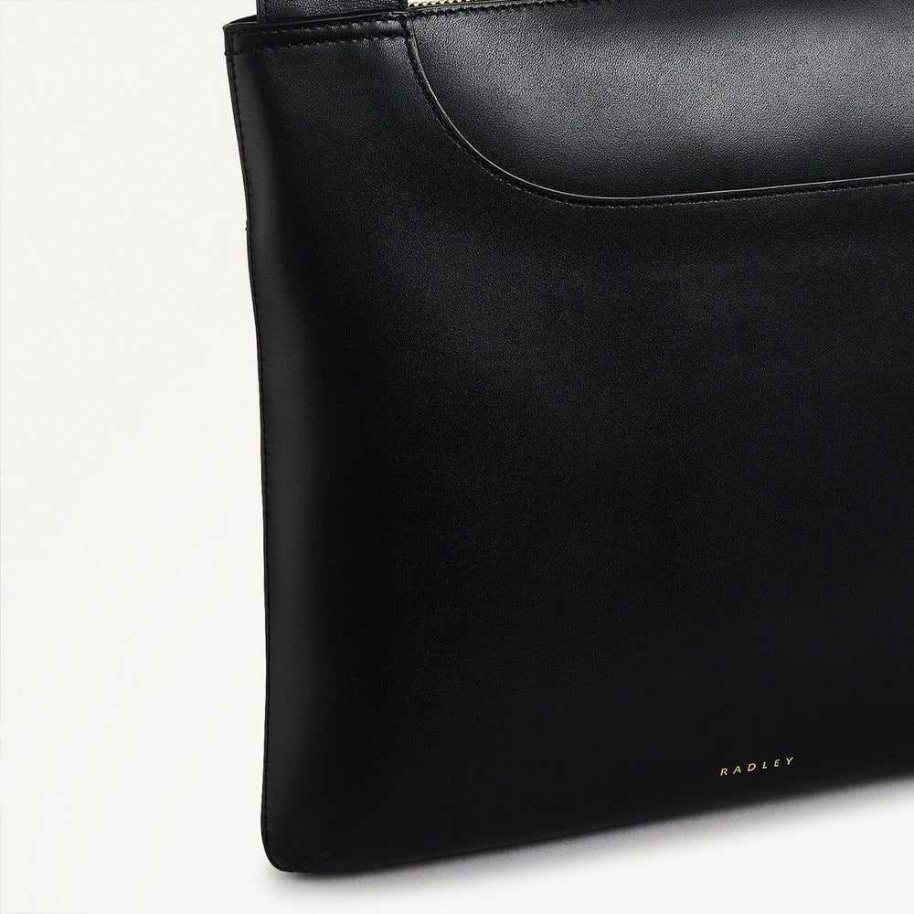 Pockets Leather Large Ziptop Cross Body Bag in Black - 110620