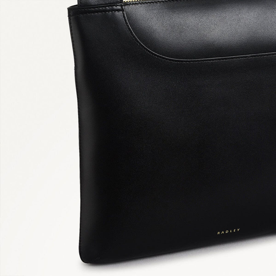 Pockets Leather Large Ziptop Cross Body Bag in Black - 110620