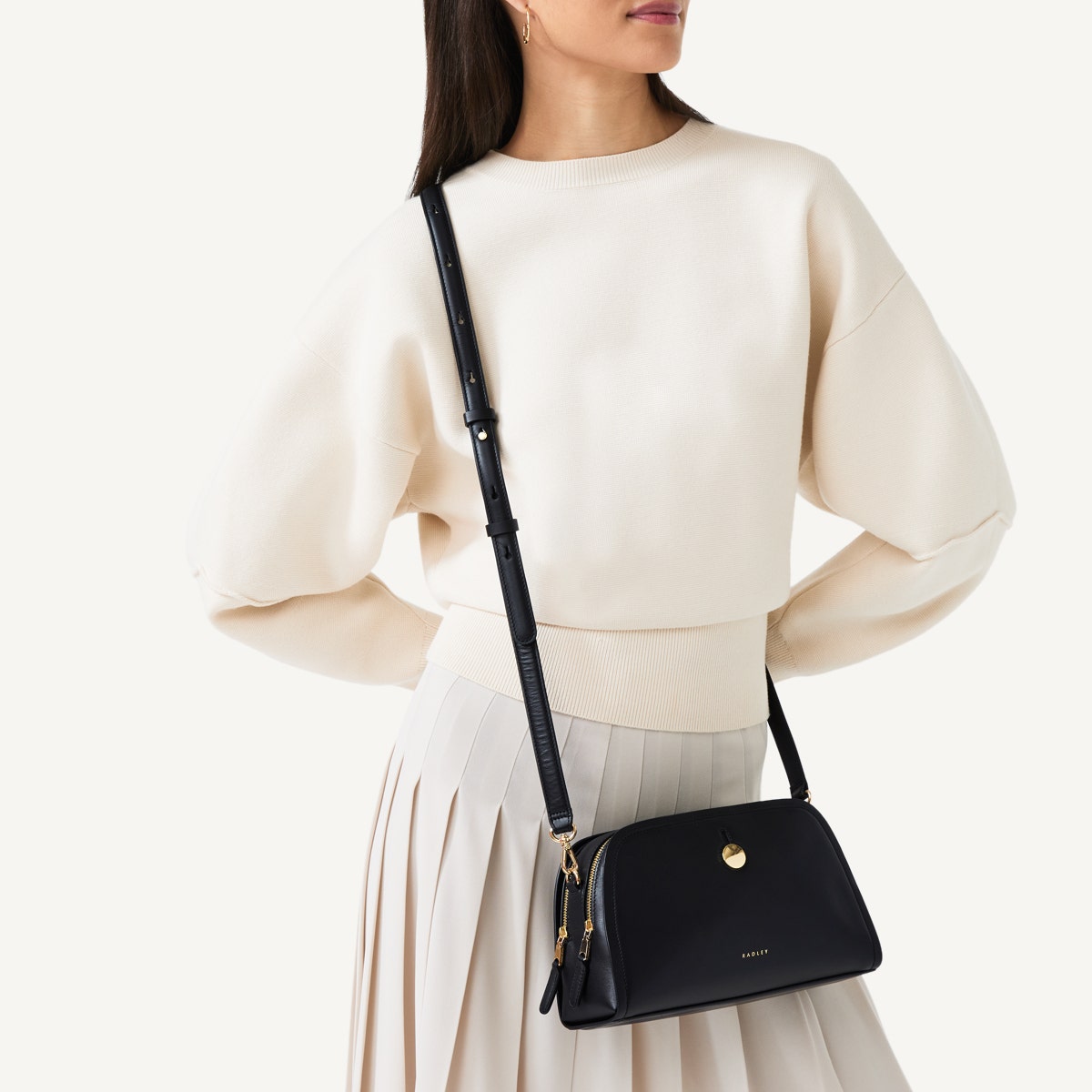 Bathurst Mews Leather Small Ziptop Crossbody Bag in Black - 110648