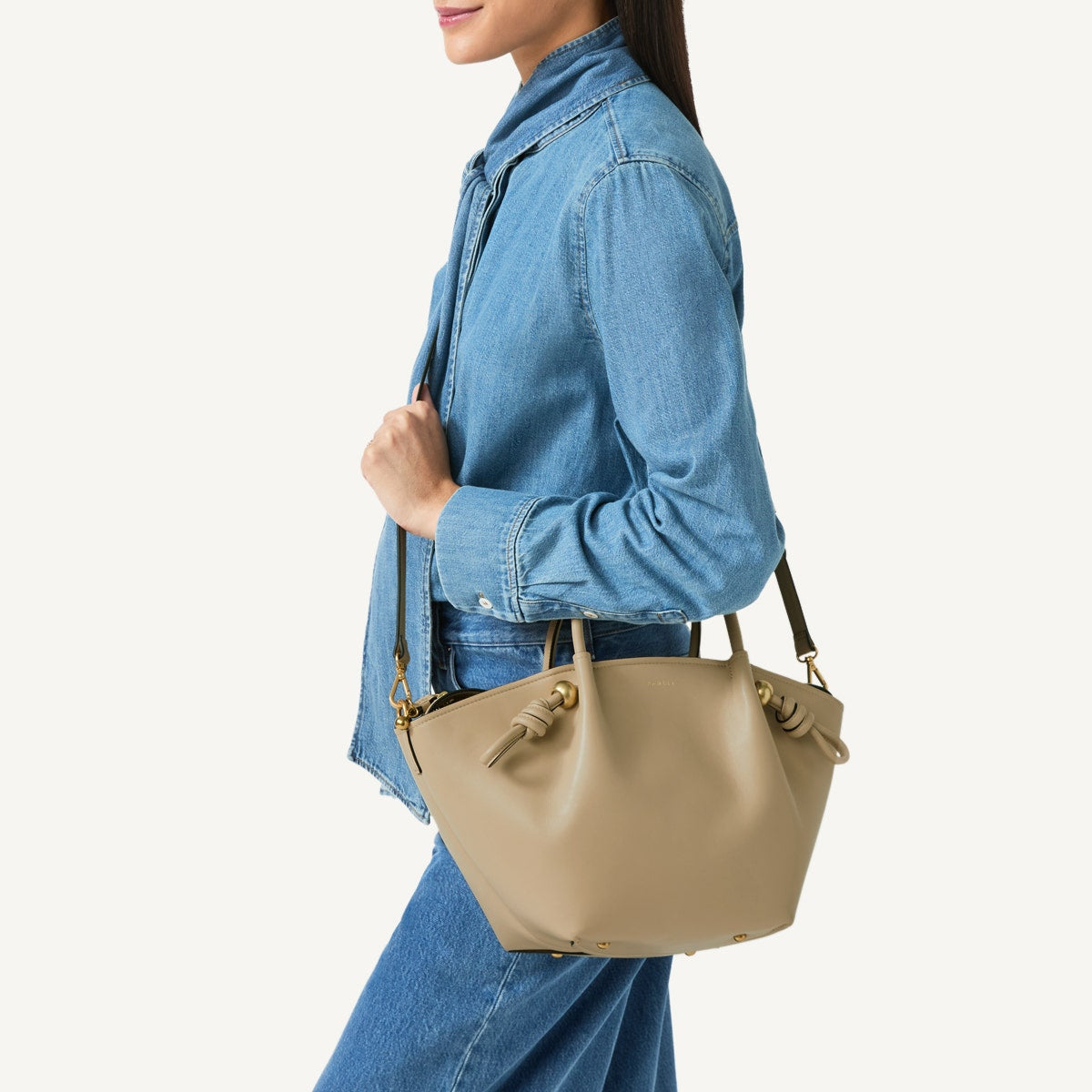 The Romilly Leather Medium Ziptop Grab Bag in Stone - 110664