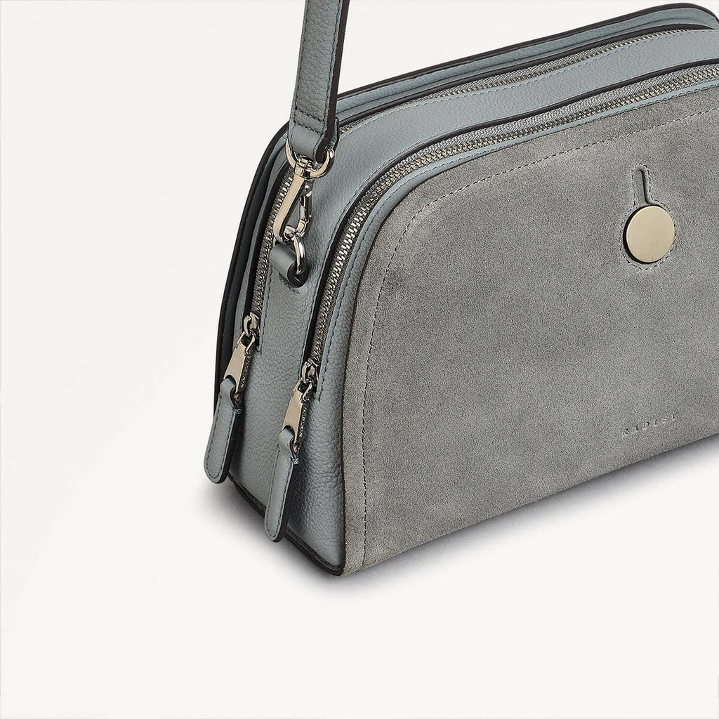 Bathurst Mews Leather Small Ziptop Cross Body Bag in Artichoke - 110681