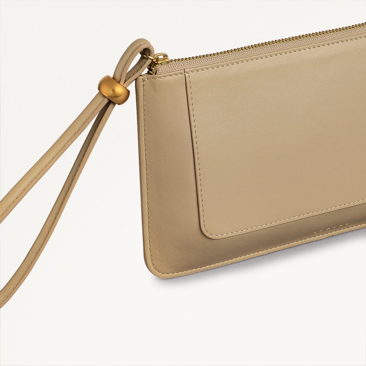 The Compton Leather Medium Ziptop Pouch in Stone - 110709