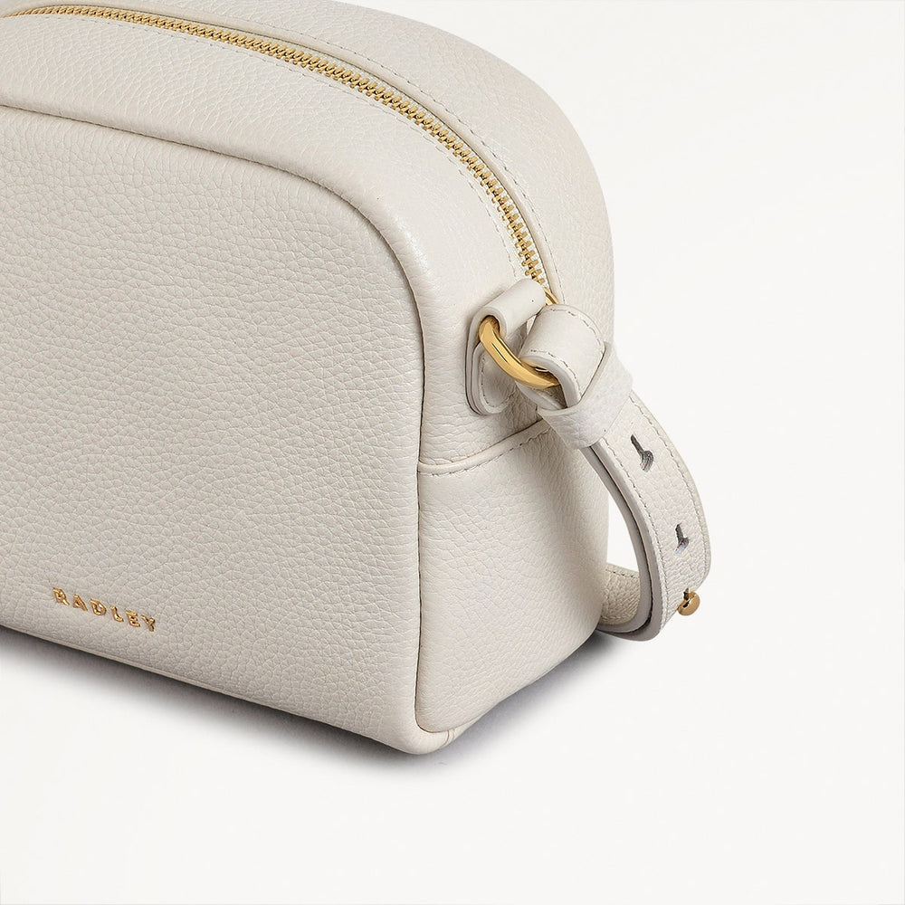 The Daily Mini Zip Around Cross Body Chalk - 110732